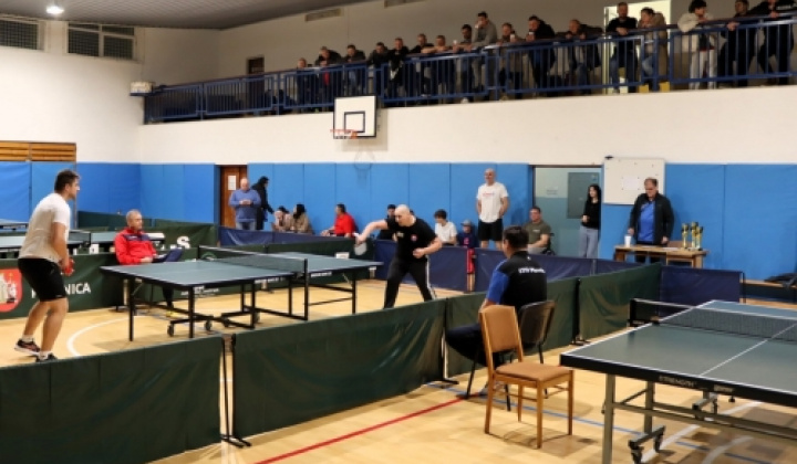 4. fotografia fotogalérie Novoročný turnaj v stolnom tenise o pohár starostu obce - foto