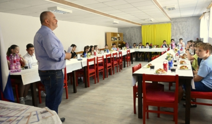 3. fotografia fotogalérie Desiata so starostom obce - foto