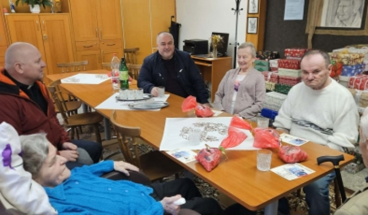 7. fotografia fotogalérie „Koľko lásky sa zmestí do krabice od topánok“ - foto