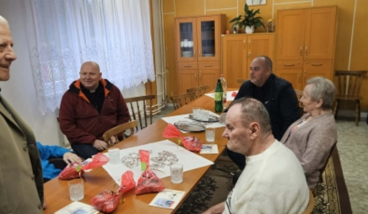 9. fotografia fotogalérie „Koľko lásky sa zmestí do krabice od topánok“ - foto