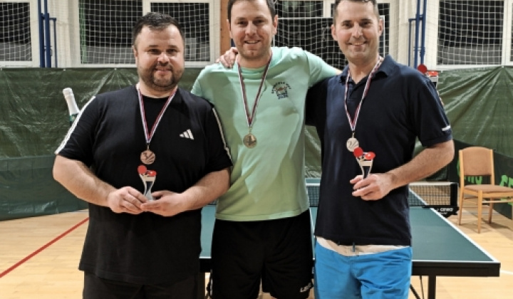 8. fotografia fotogalérie Stolnotenisový turnaj o Pohár starostu Obce Plavnica - foto