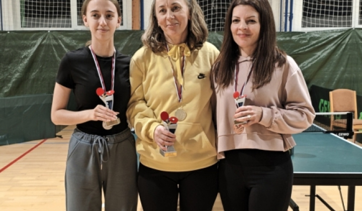 9. fotografia fotogalérie Stolnotenisový turnaj o Pohár starostu Obce Plavnica - foto