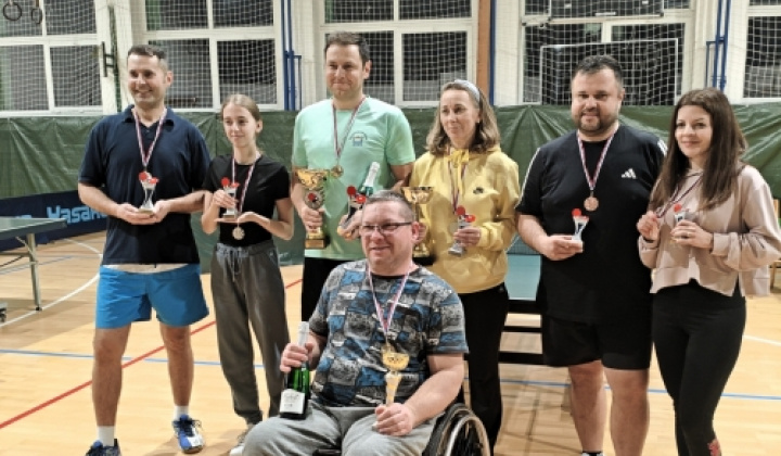 16. fotografia fotogalérie Stolnotenisový turnaj o Pohár starostu Obce Plavnica - foto