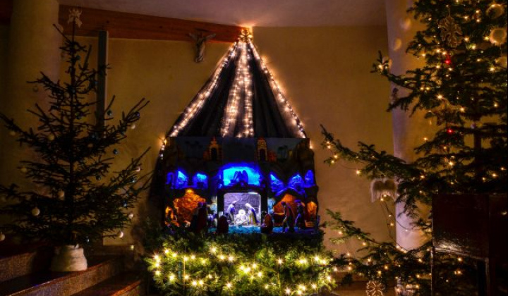 2. fotografia fotogalérie Cirkev / Jasličková pobožnosť 2013 - foto