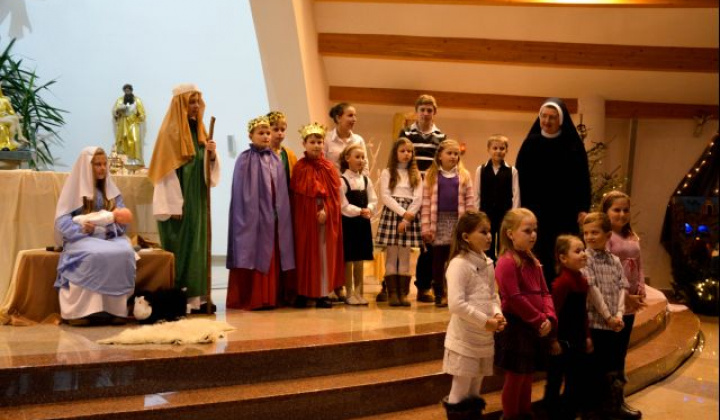 5. fotografia fotogalérie Cirkev / Jasličková pobožnosť 2013 - foto
