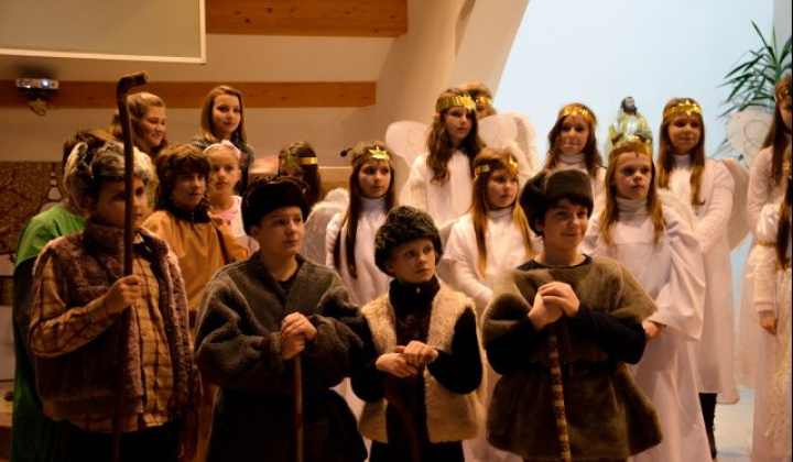 6. fotografia fotogalérie Cirkev / Jasličková pobožnosť 2013 - foto