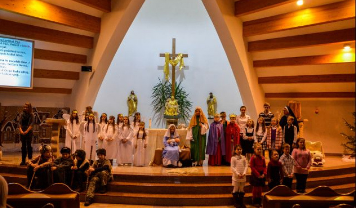 7. fotografia fotogalérie Cirkev / Jasličková pobožnosť 2013 - foto