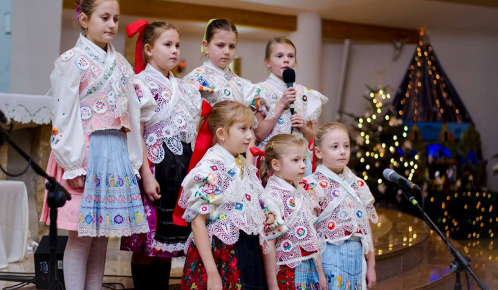 4. fotografia fotogalérie Cirkev / Jasličková pobožnosť 2014 - foto