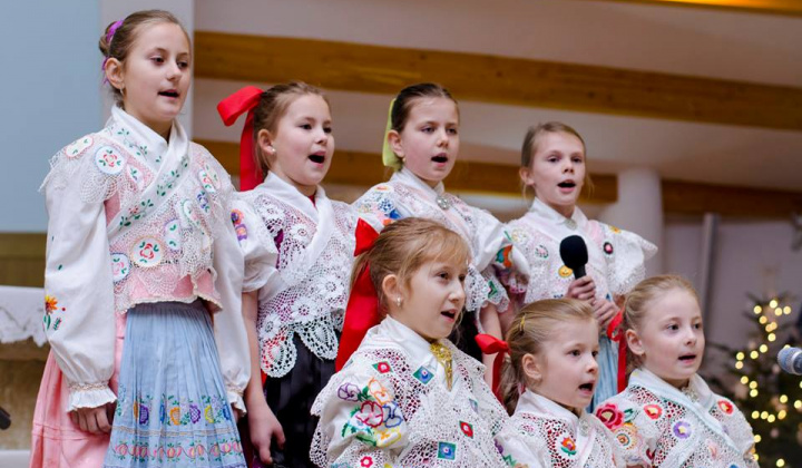 6. fotografia fotogalérie Cirkev / Jasličková pobožnosť 2014 - foto