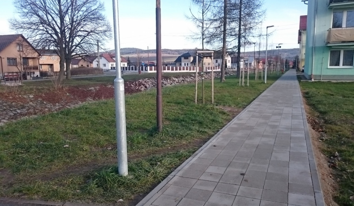 12. fotografia fotogalérie Projekty / Regenerácie centrálnej časti obce Plavnica - foto