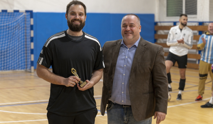 1. fotografia fotogalérie Aktuality / Futsalový turnaj o pohár starostu obce - foto