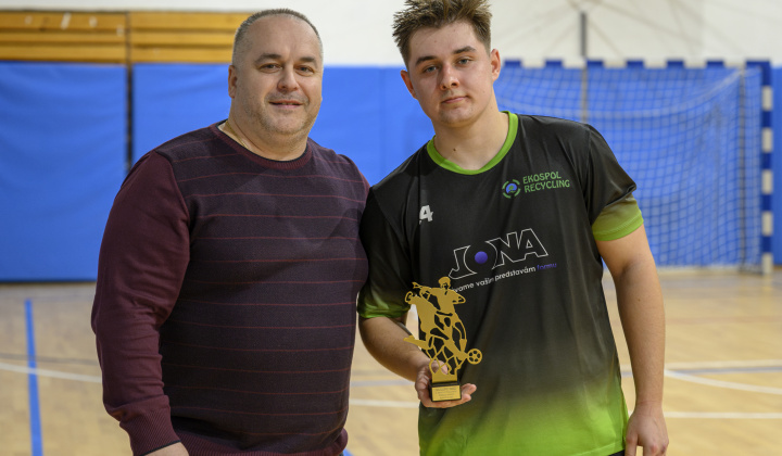3. fotografia fotogalérie Aktuality / 4. ročník futsalového turnaja DHZ o pohár starostu obce - foto