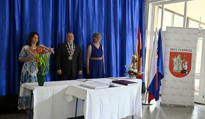 3. fotografia fotogalérie Aktuality / Jubilanti a uvítanie detičiek do života - foto