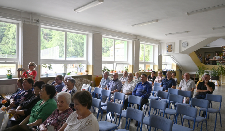 5. fotografia fotogalérie Aktuality / Jubilanti a uvítanie detičiek do života - foto