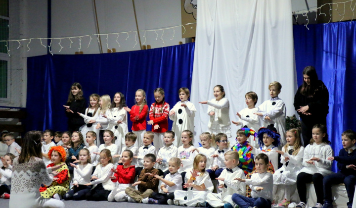 9. fotografia fotogalérie Aktuality / Vianočné vystúpenie - foto