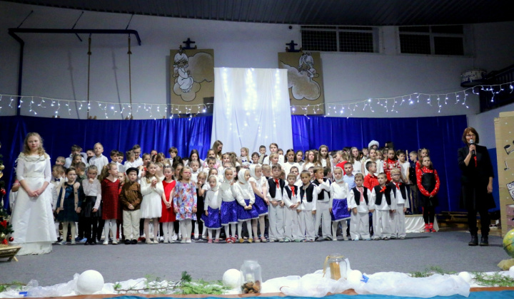 10. fotografia fotogalérie Aktuality / Vianočné vystúpenie - foto