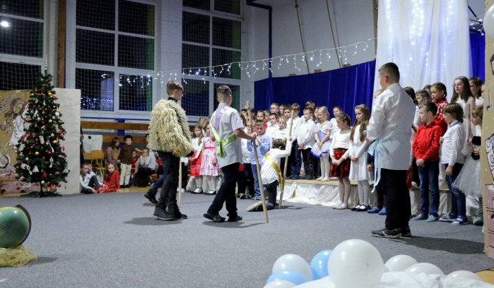 11. fotografia fotogalérie Aktuality / Vianočné vystúpenie - foto