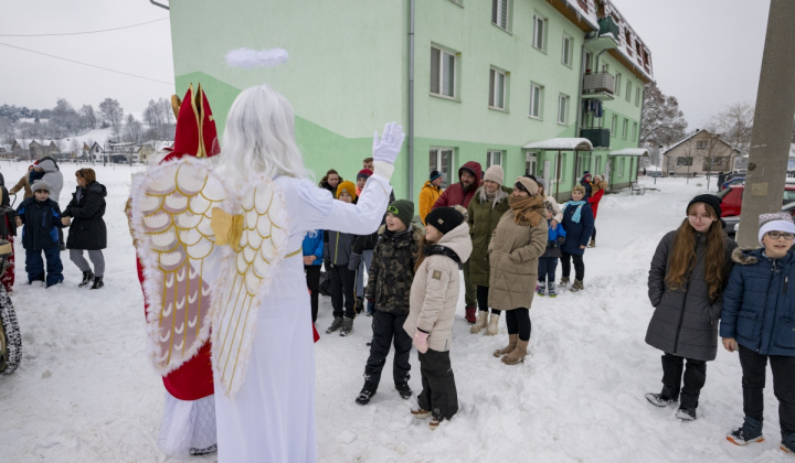 5. fotografia fotogalérie Aktuality / Mikuláš v Plavnici - foto