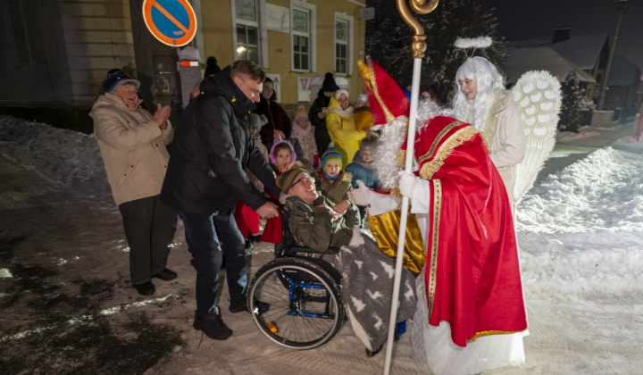 24. fotografia fotogalérie Aktuality / Mikuláš v Plavnici - foto