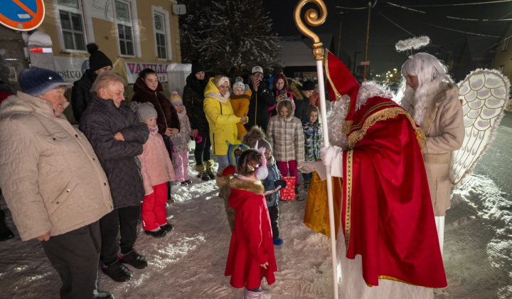 31. fotografia fotogalérie Aktuality / Mikuláš v Plavnici - foto