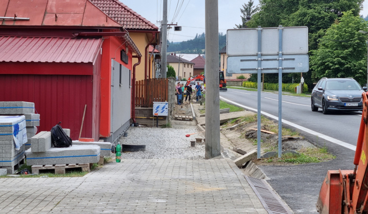 3. fotografia fotogalérie Obecný podnik – Rekonštrukcia spevnenej plochy - chodníka v časti obce Plavnica