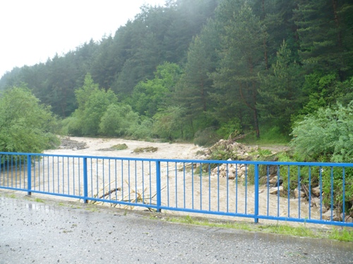 201006111156270.p1080098