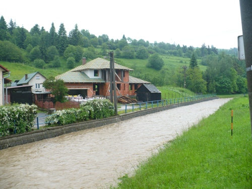 201006111157440.p1080106