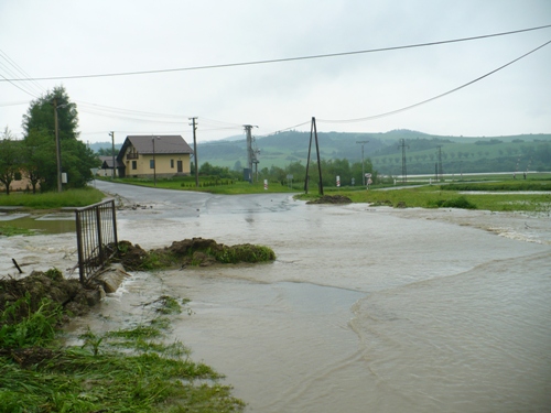 201006111159410.p1080114