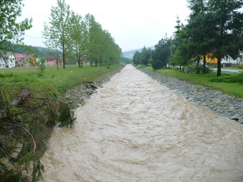 201006111200550.p1080118