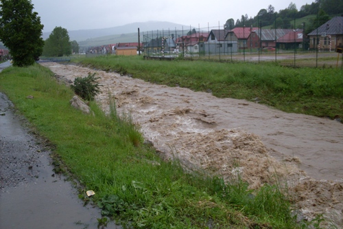 201006111201390.sdc10673