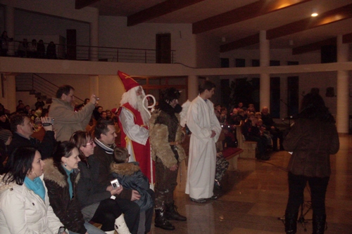 201012071602200.sdc11016