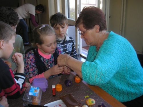 201203291907330.18