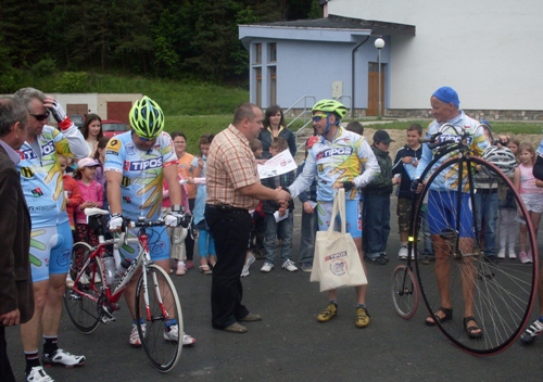 201206060838430.sdc12287