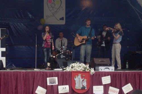 201207261545270.sdc12493